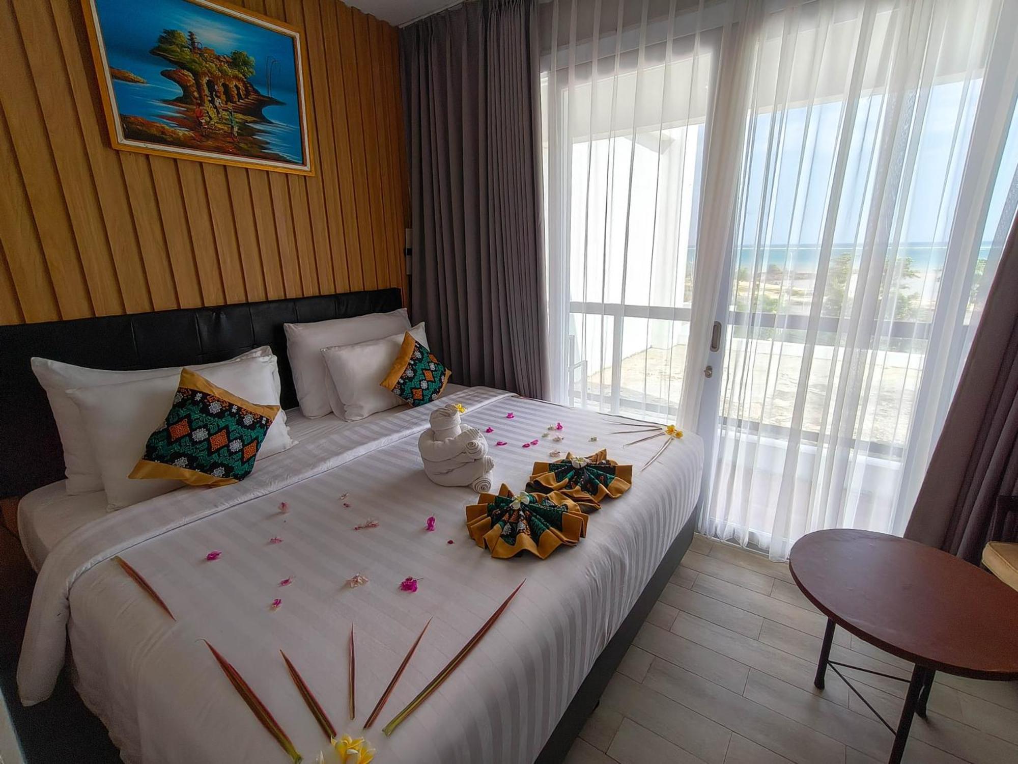 Raja Hotel Kuta Mandalika Resort & Convention Exteriér fotografie