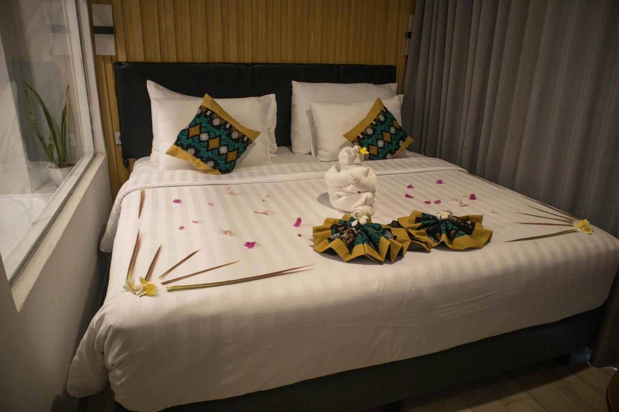Raja Hotel Kuta Mandalika Resort & Convention Exteriér fotografie
