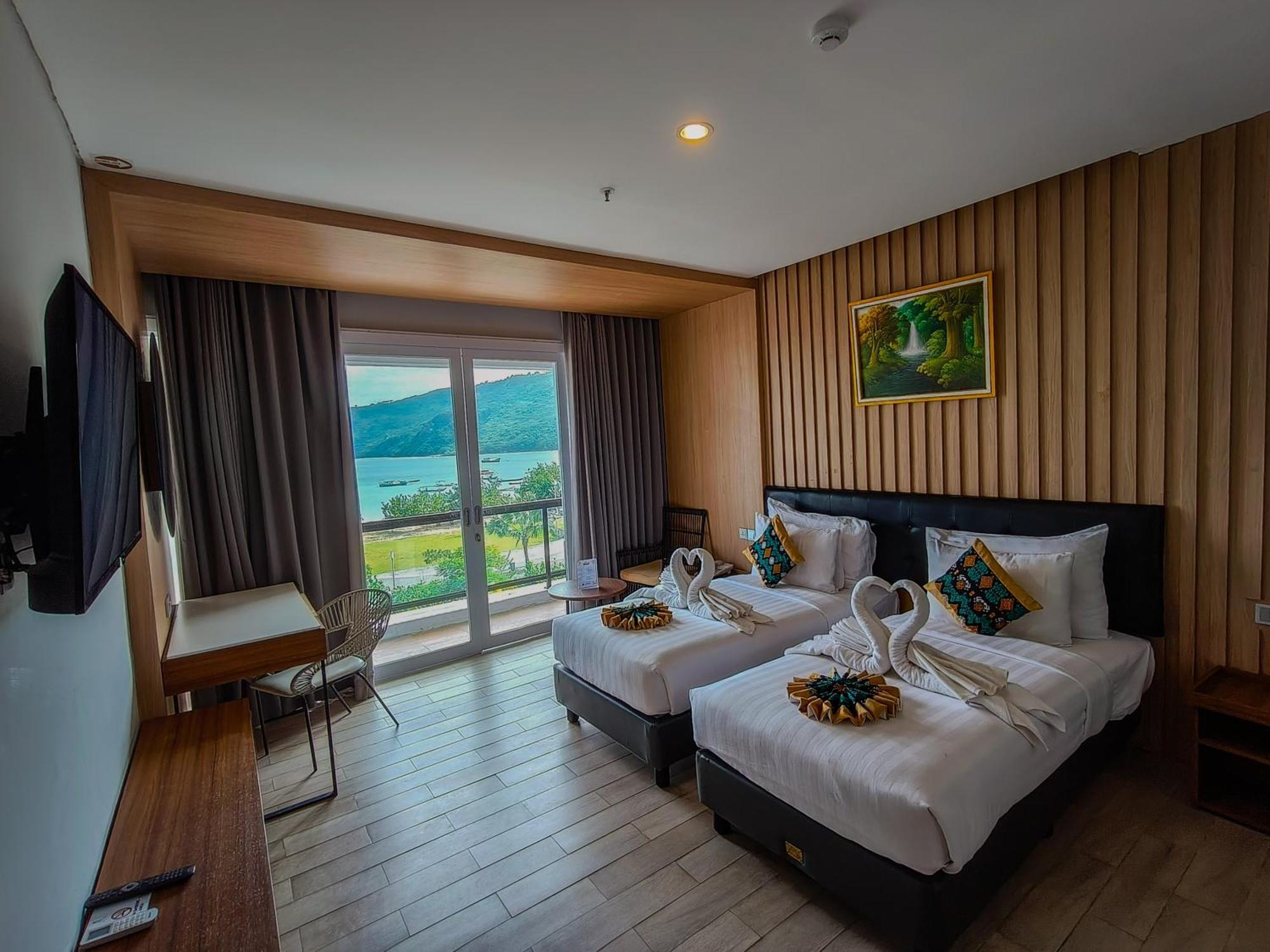 Raja Hotel Kuta Mandalika Resort & Convention Exteriér fotografie