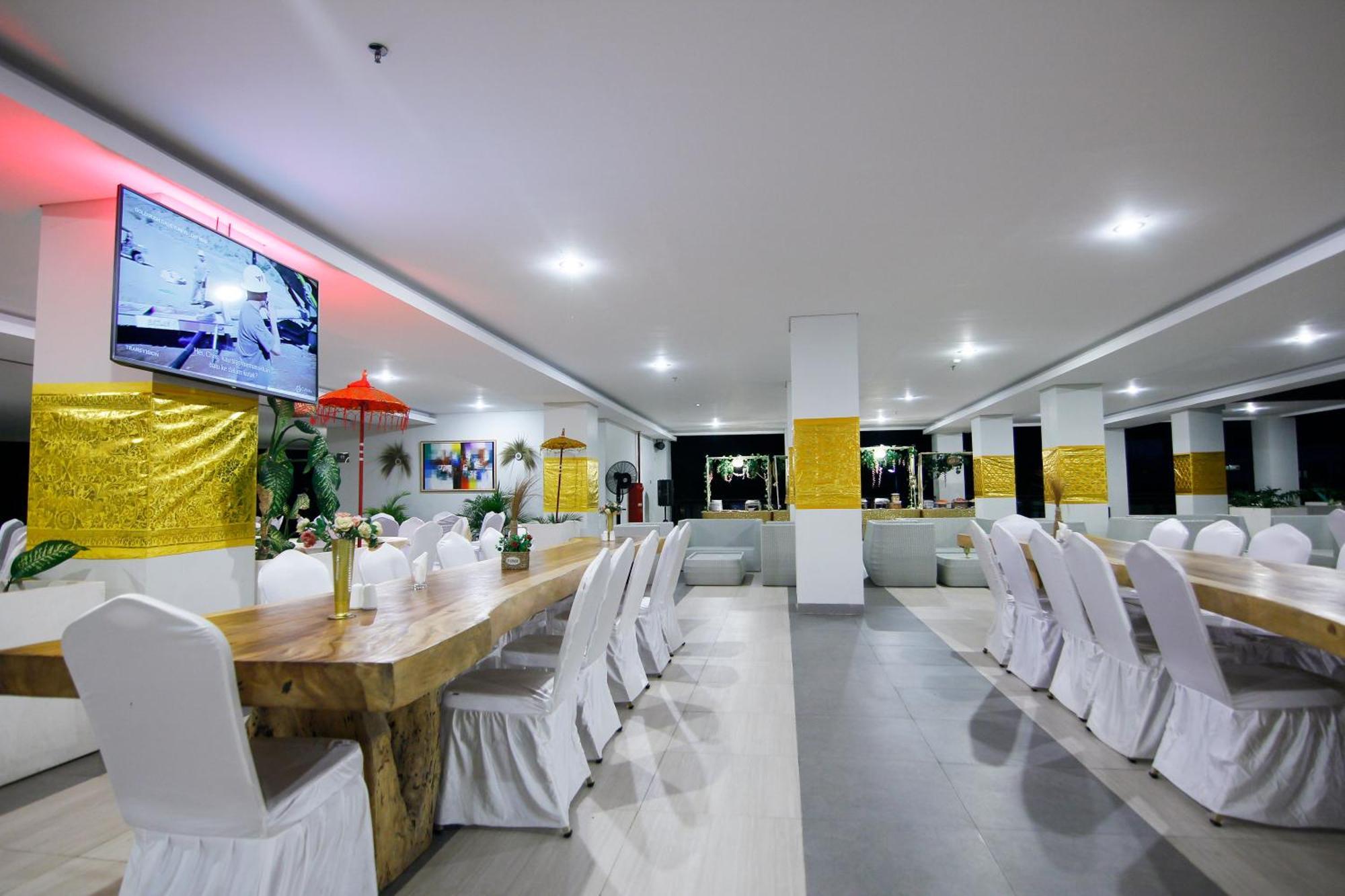 Raja Hotel Kuta Mandalika Resort & Convention Exteriér fotografie